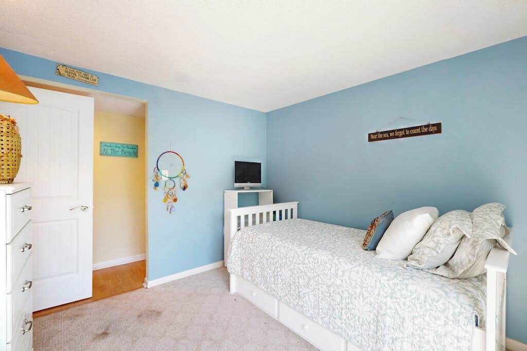 Photo of Bedroom in Heron Harbour Isle