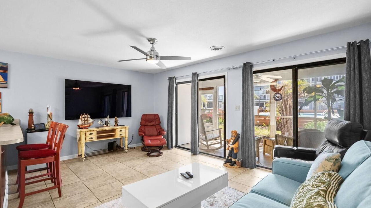 Photo of Livingroom in Little River