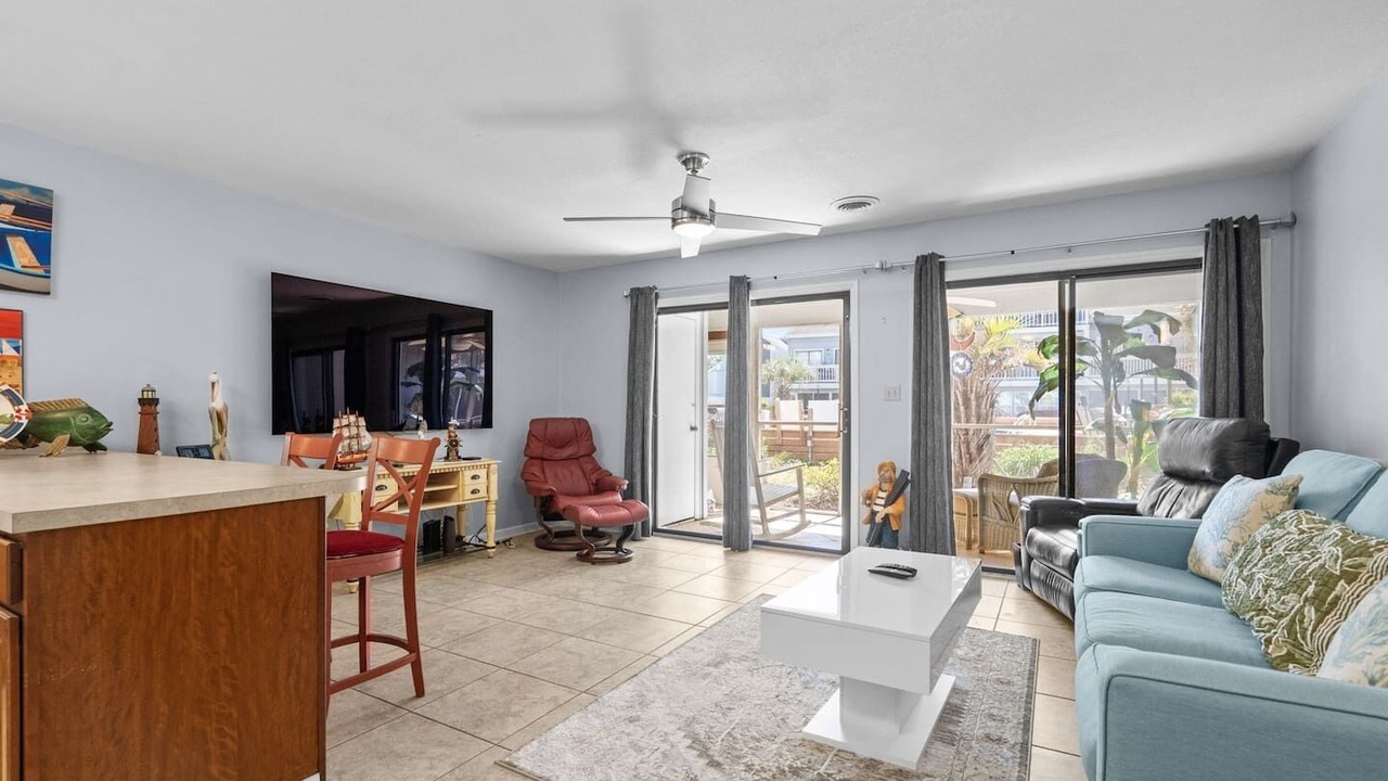 Photo of Livingroom in Little River