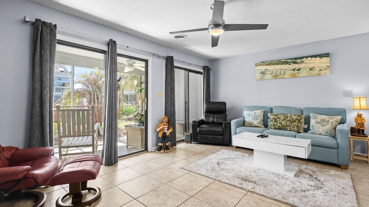 Photo of Livingroom in Little River