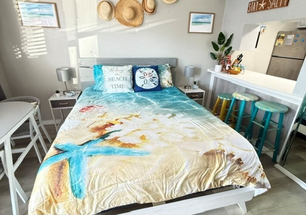 Photo of Bedroom in Sunset Beach