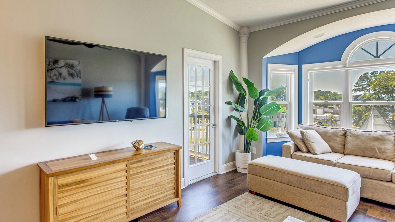 Photo of Livingroom in Carolina Yacht Landing