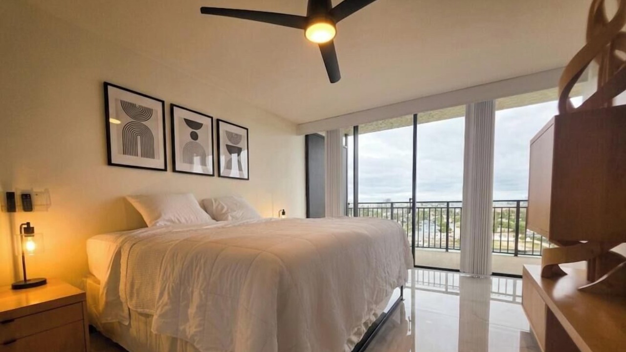 Photo of Bedroom in Sunset Beach