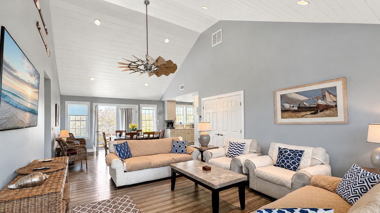 Photo of Livingroom in Tom Nevers