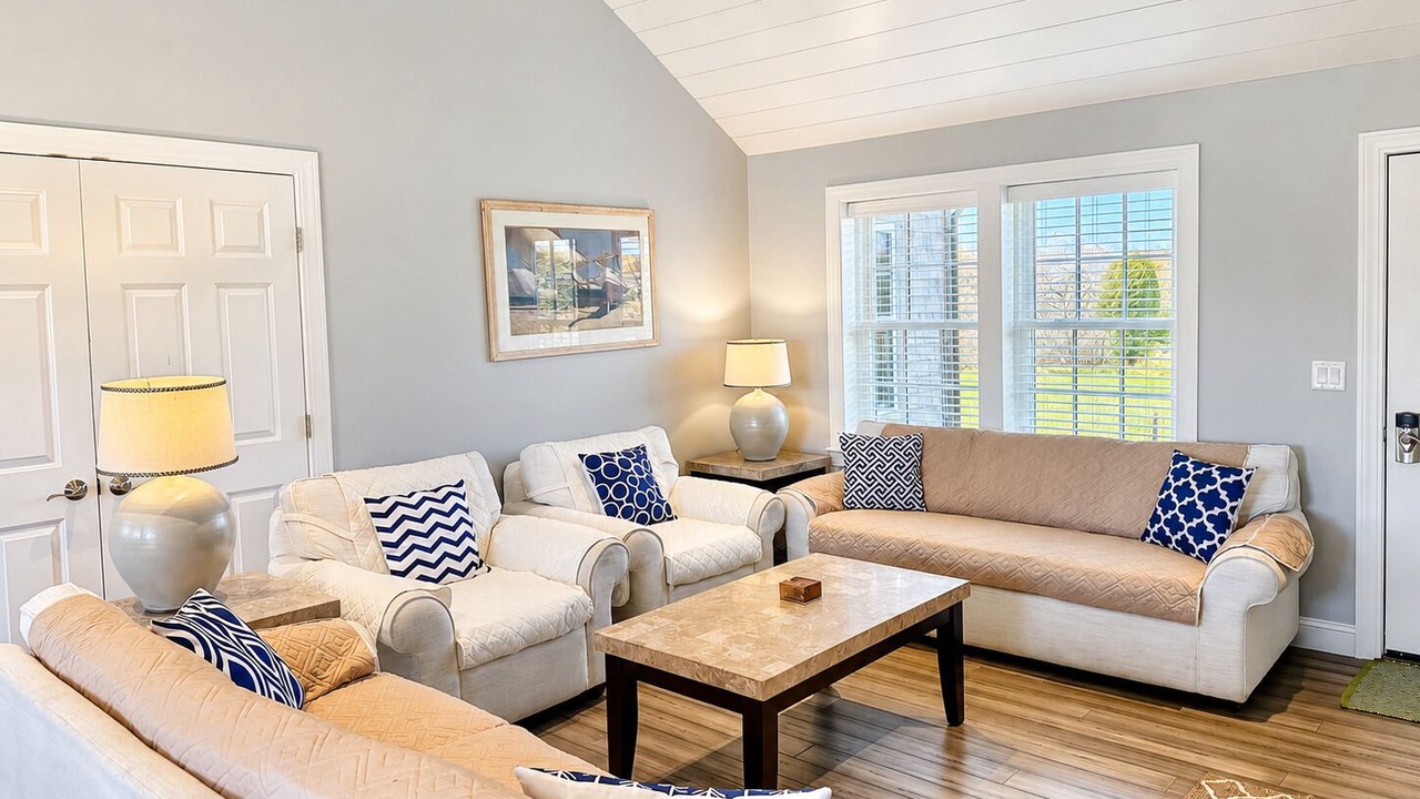 Photo of Livingroom in Tom Nevers