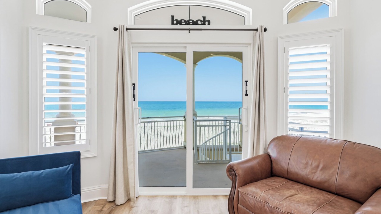 Photo of Livingroom in Sunset Beach