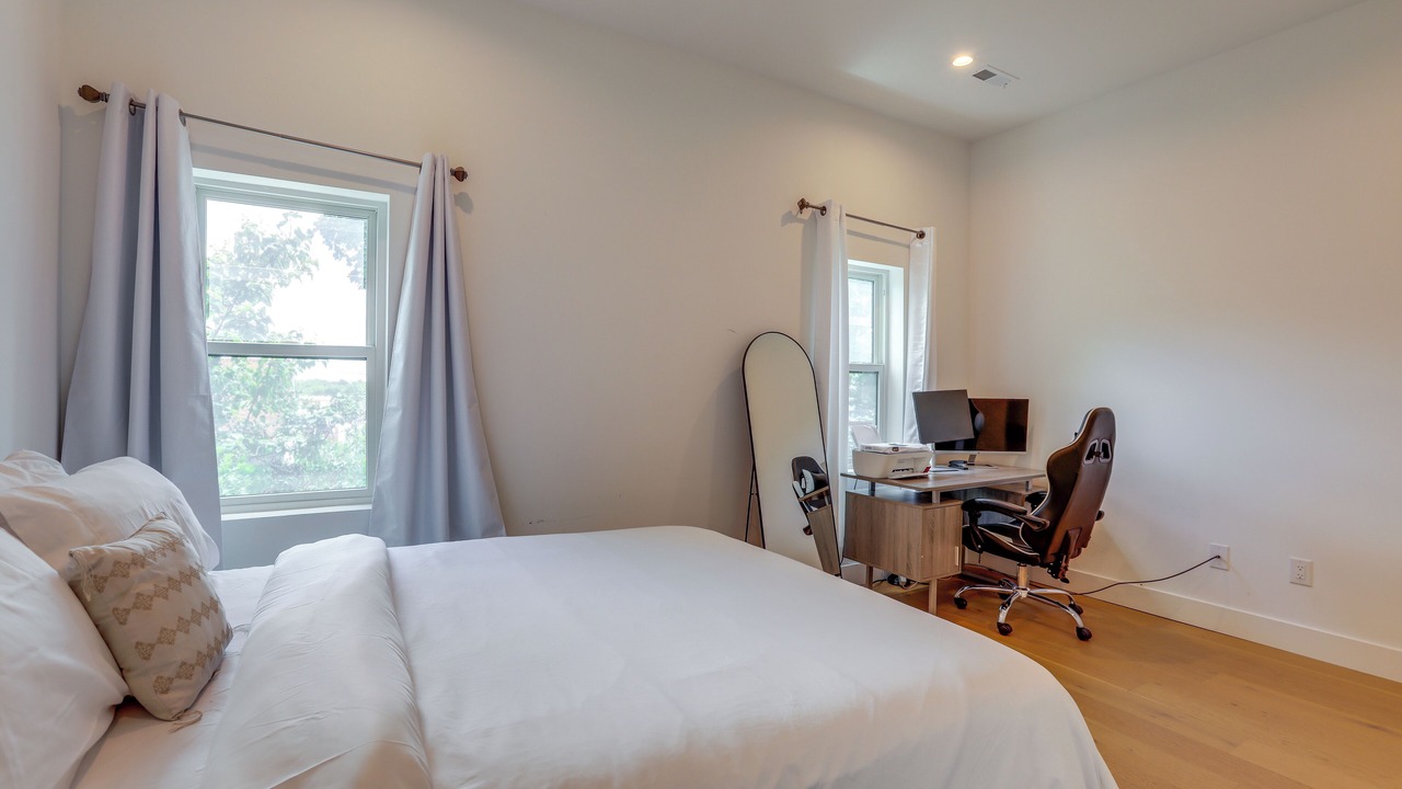 Photo of Bedroom in Northwest Philadelphia