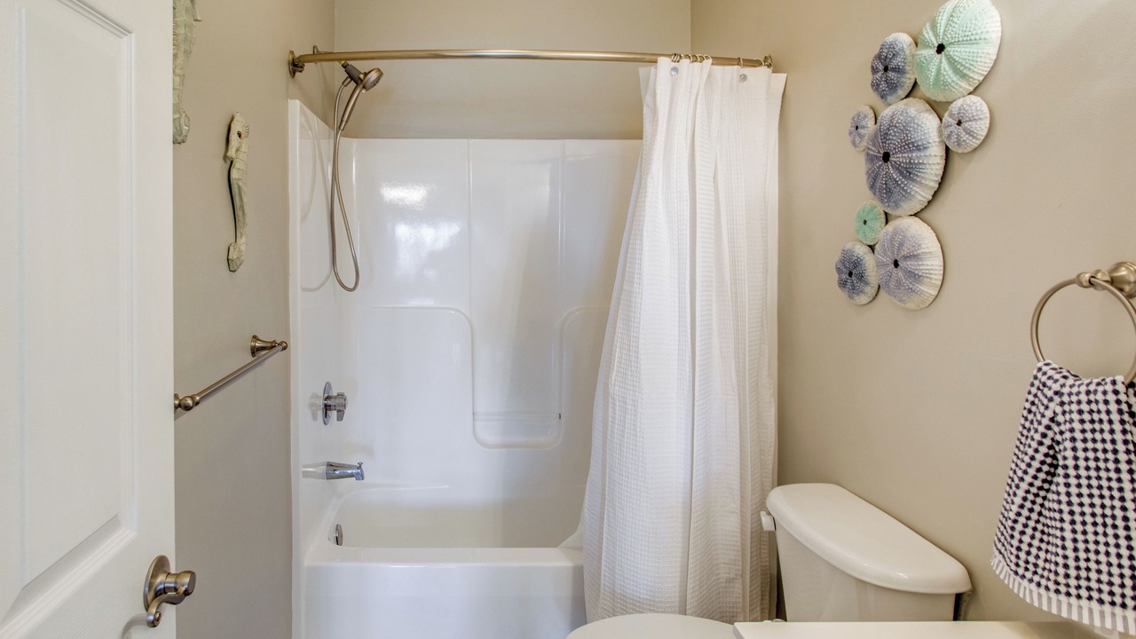 Photo of Bathroom in Carolina Yacht Landing