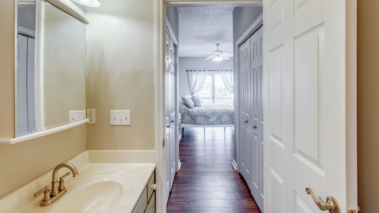 Photo of Bathroom in Carolina Yacht Landing