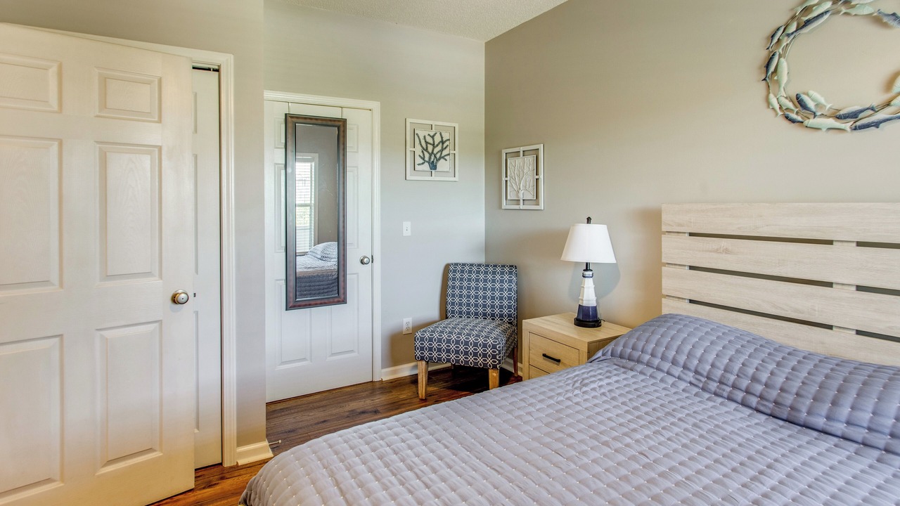 Photo of Bedroom in Carolina Yacht Landing