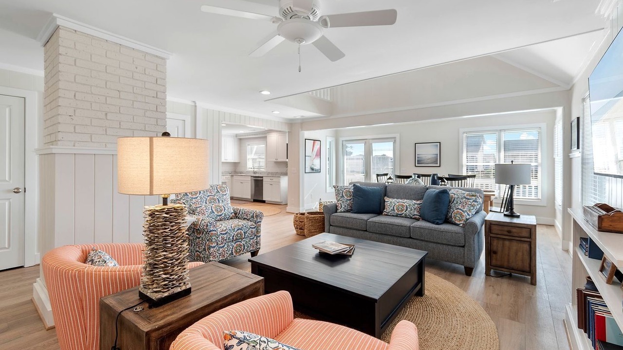 Photo of Livingroom in Holden Beach