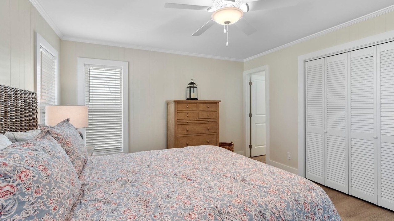 Photo of Bedroom in Holden Beach