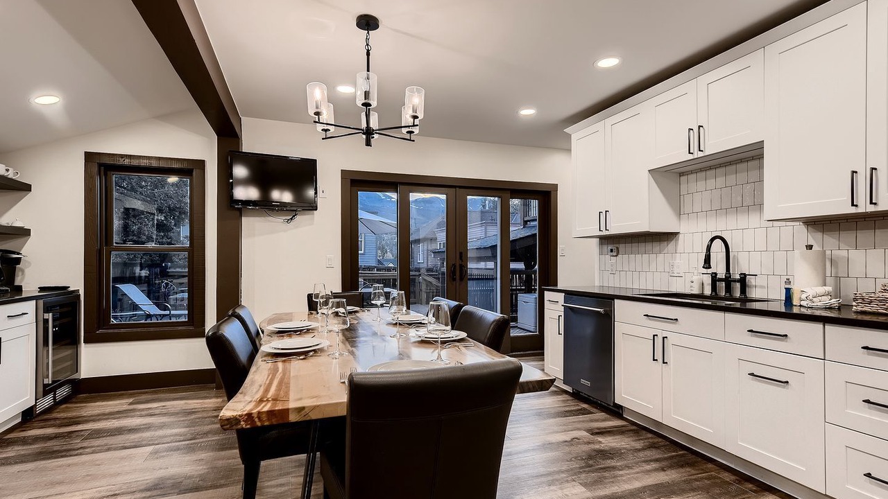 Photo of Kitchen in Historic District