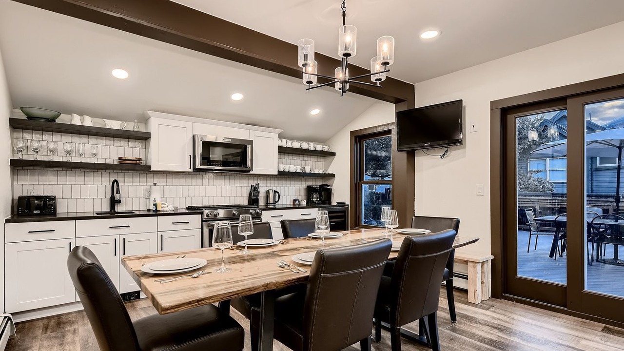 Photo of Kitchen in Historic District