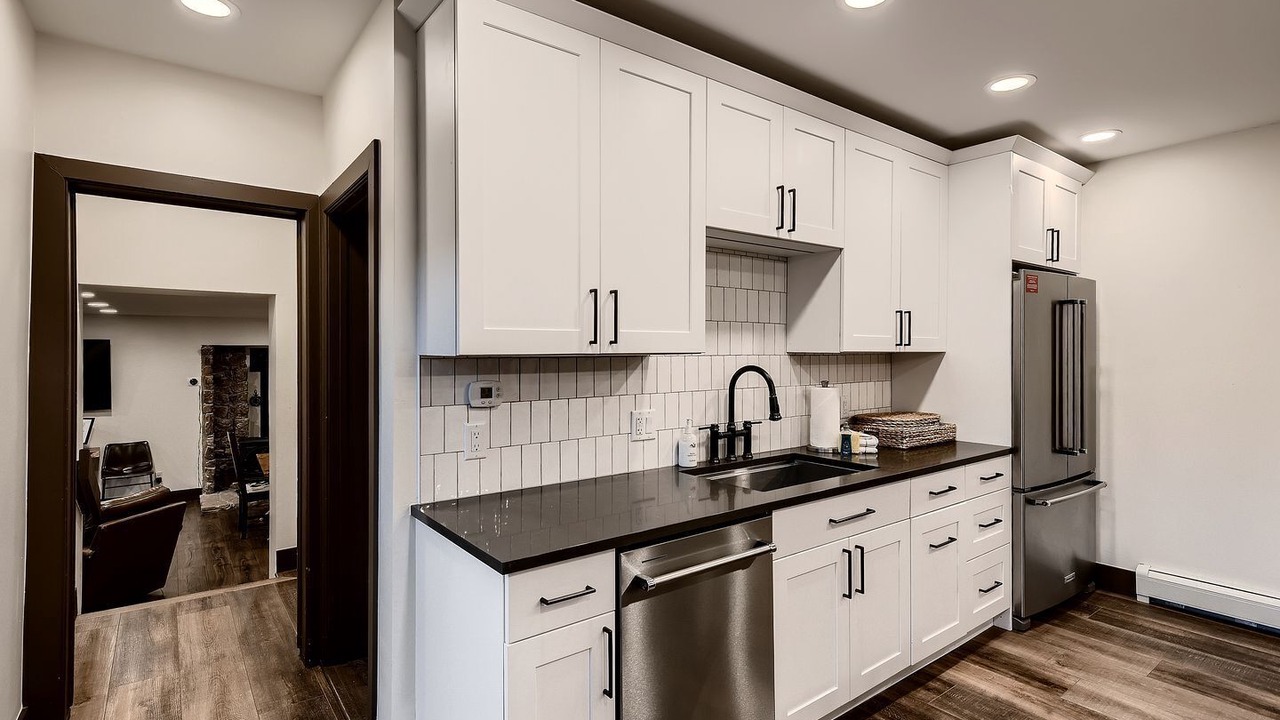 Photo of Kitchen in Historic District
