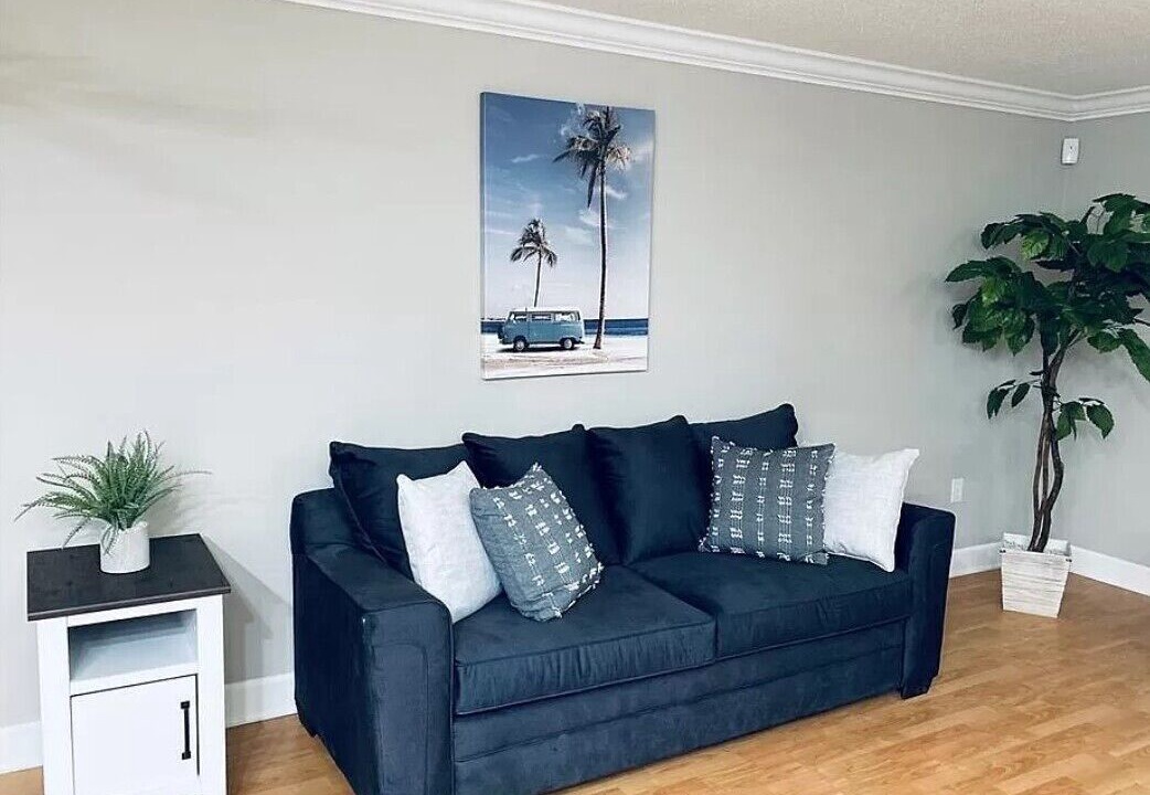 Photo of Livingroom in Venice Gardens