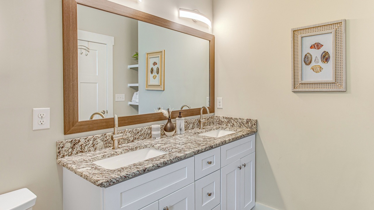 Photo of Bathroom in Loris