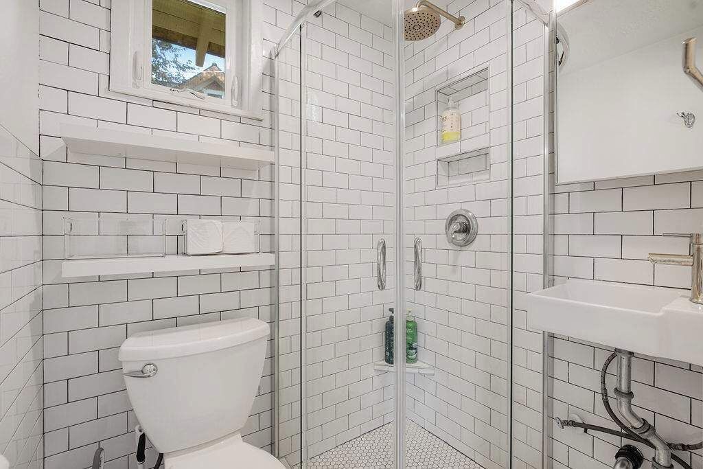 Photo of Bathroom in Veterans Park