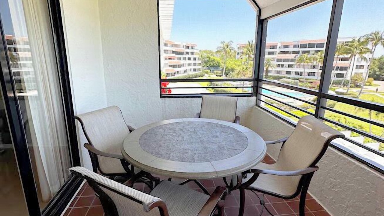 Photo of Patio Balcony in Longboat Key