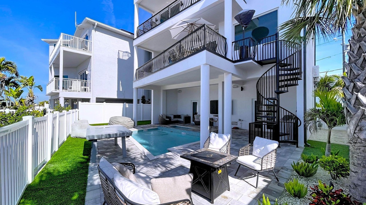 Photo of Outdoor in Treasure Island