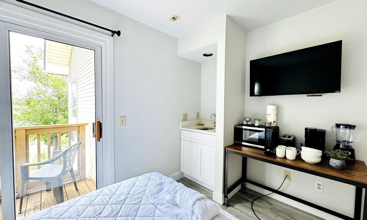 Photo of Bedroom in Little River
