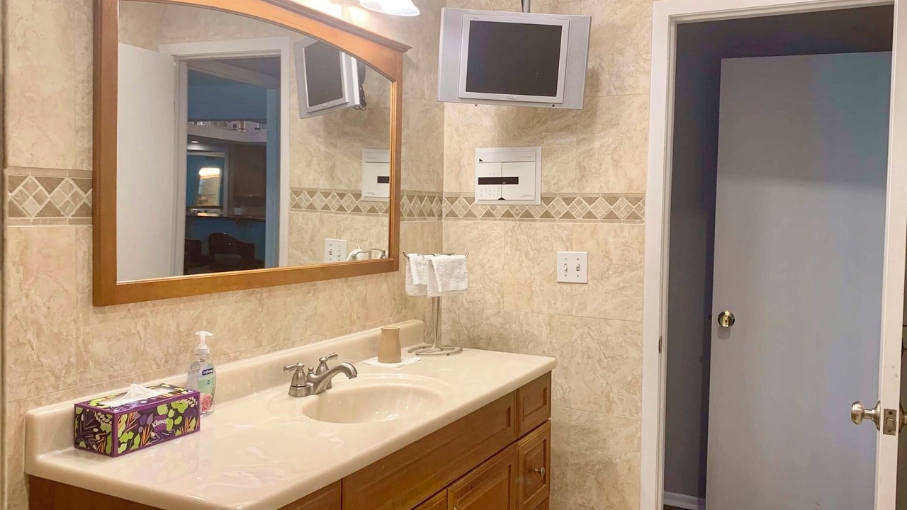 Photo of Bathroom in Pinebrook Estates