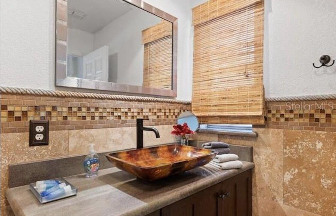 Photo of Bathroom in Largo