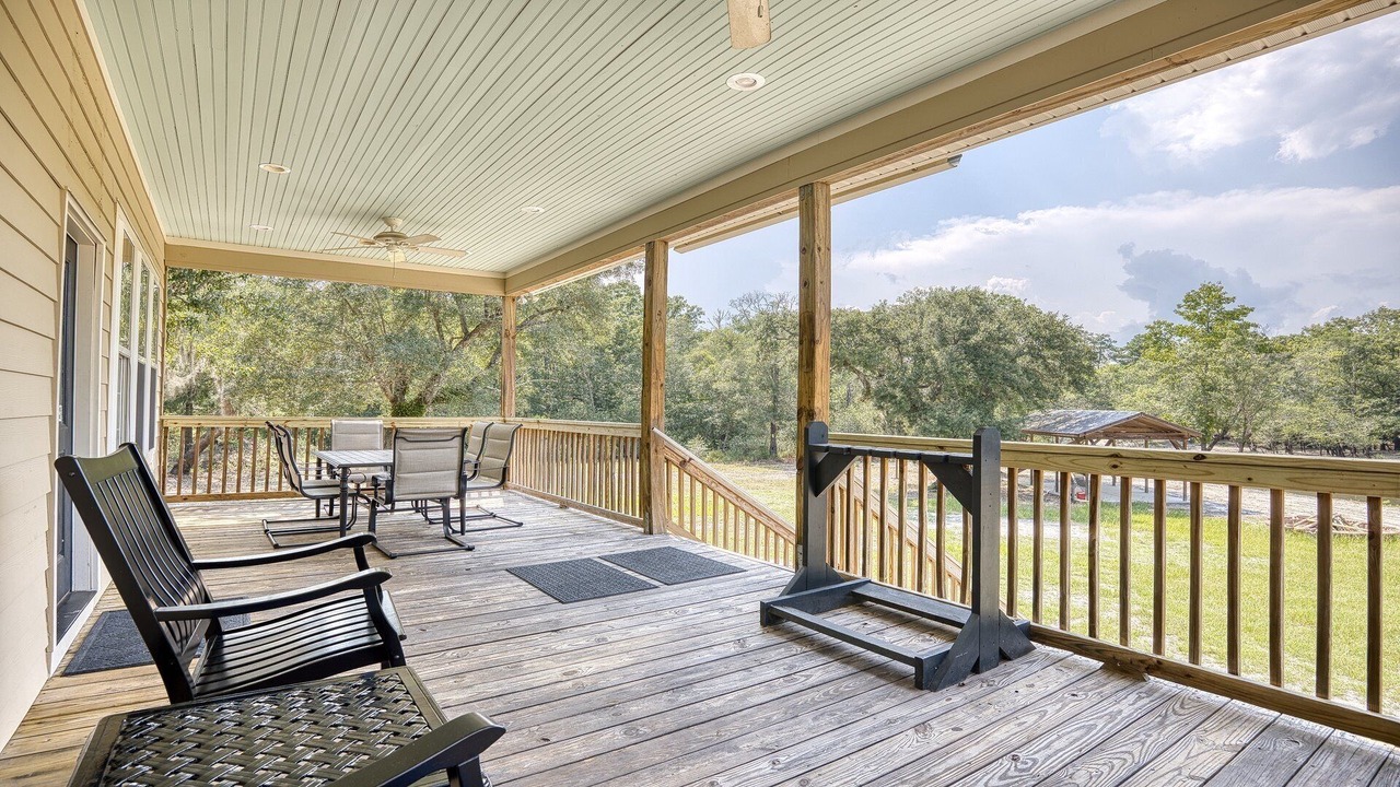 Photo of Outdoor in Longs