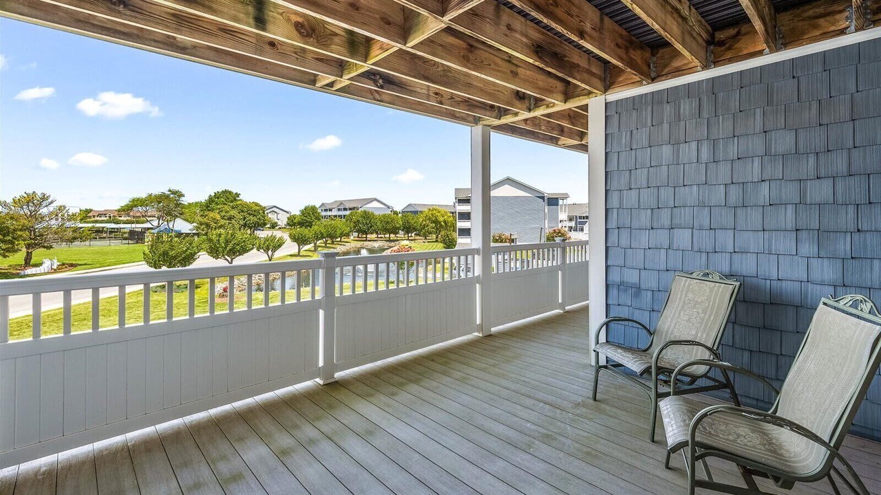 Photo of Patio Balcony in Heron Harbour Isle
