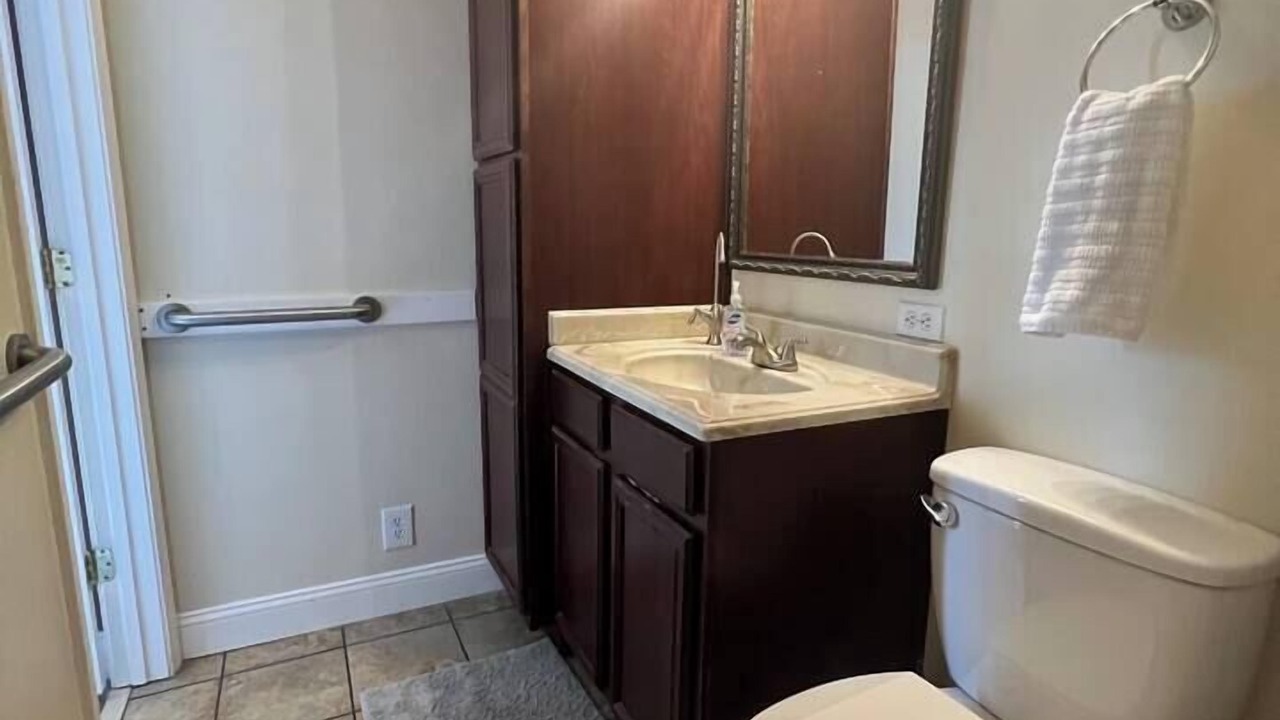 Photo of Bathroom in South View