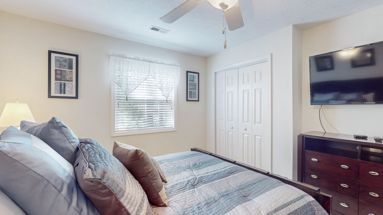 Photo of Bedroom in Longs