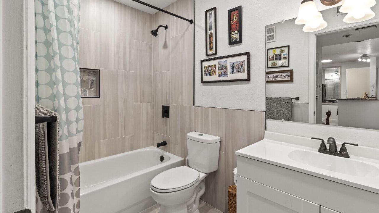 Photo of Bathroom in Central Sarasota