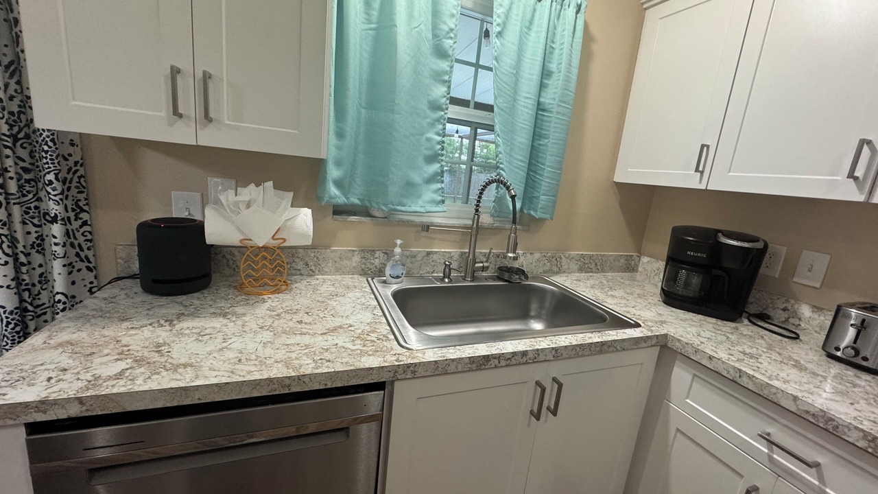 Photo of Kitchen in Somerset Lakes