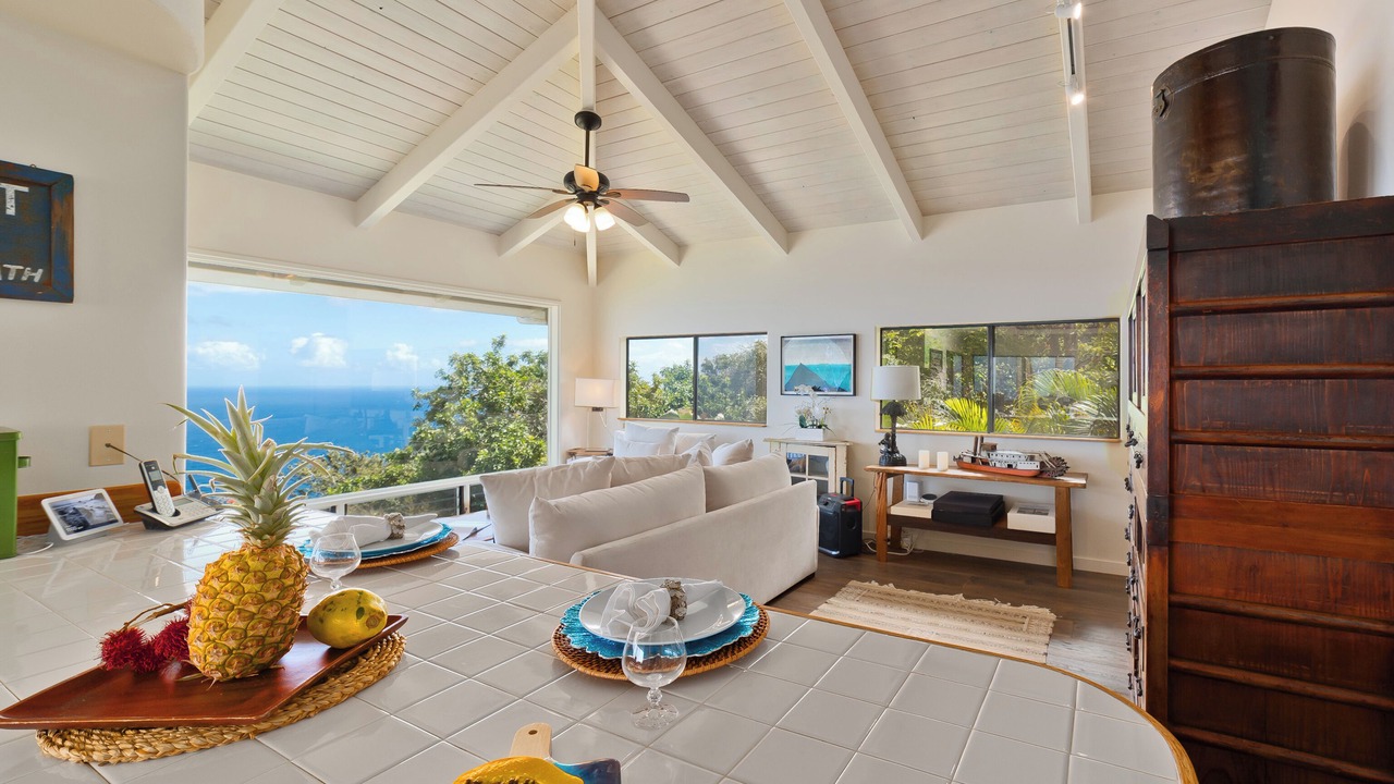 Photo of Livingroom in Kukuihaele