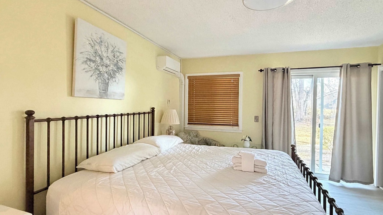 Photo of Bedroom in Little River