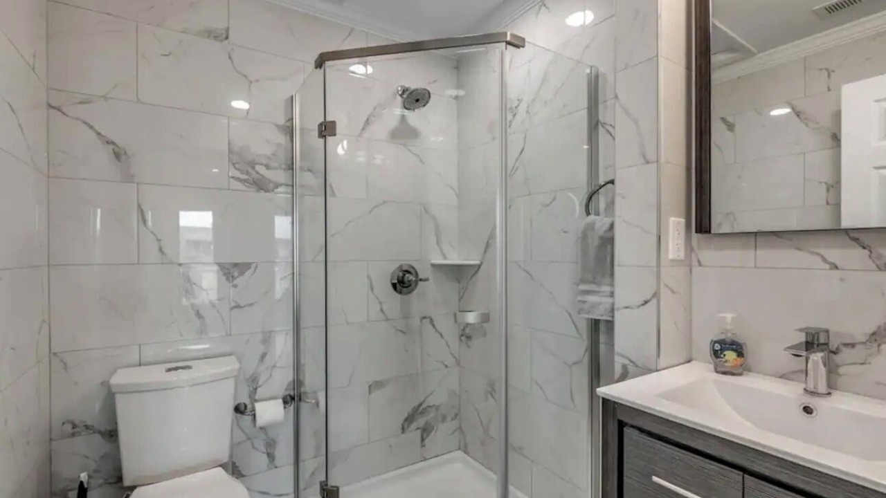 Photo of Bathroom in Ash
