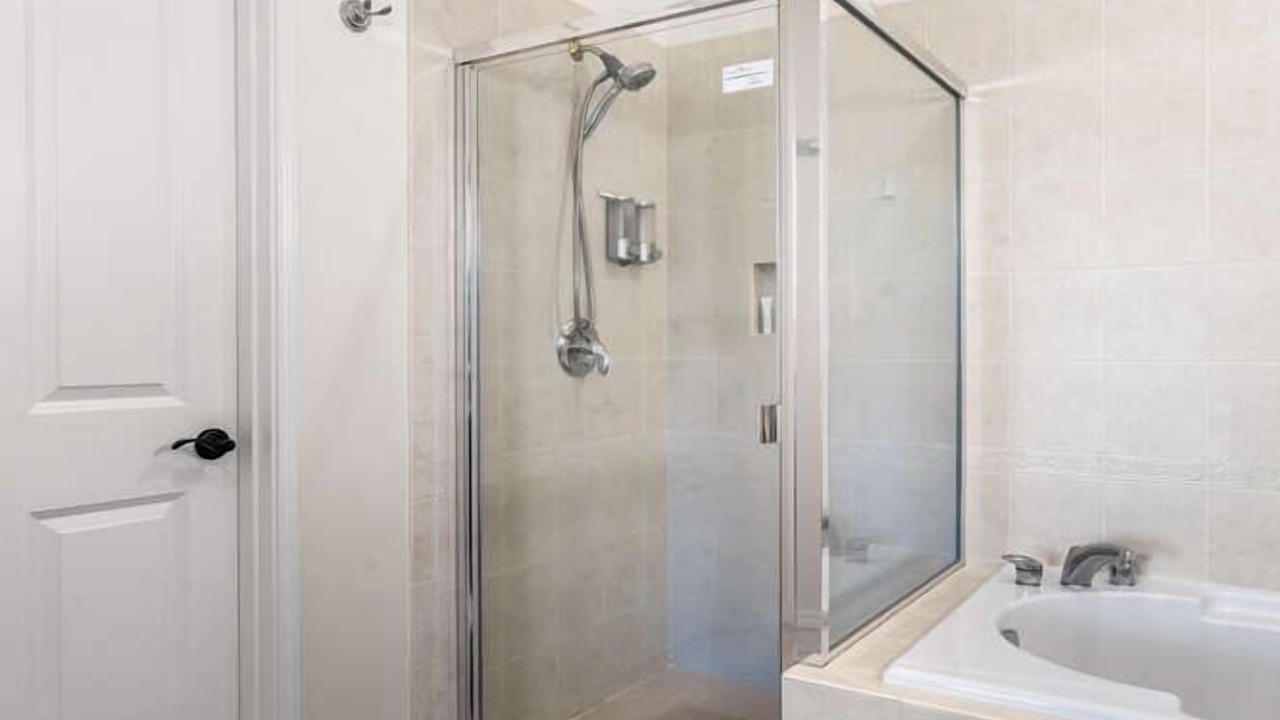 Photo of Bathroom in Waikoloa