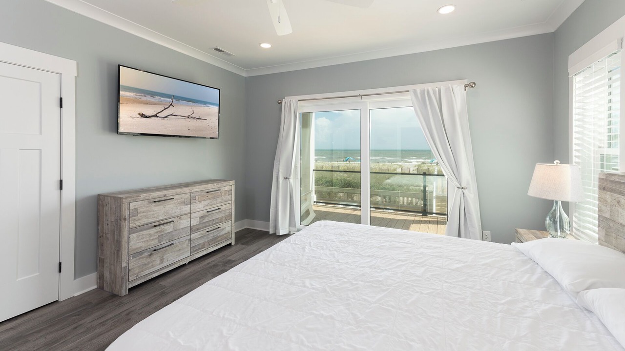 Photo of Bedroom in Holden Beach