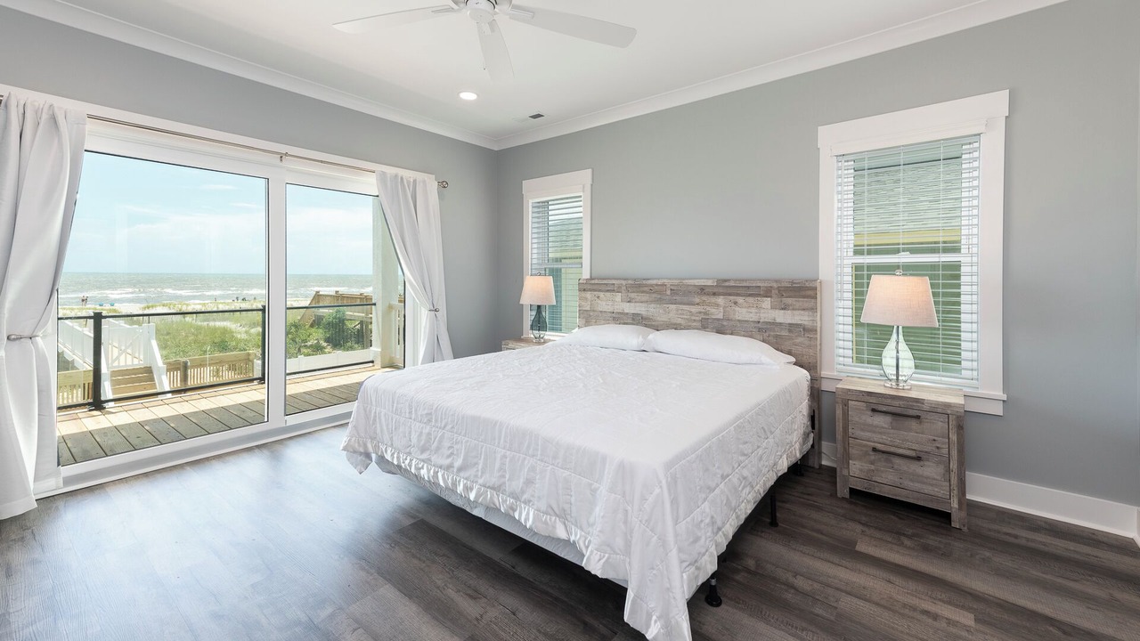 Photo of Bedroom in Holden Beach