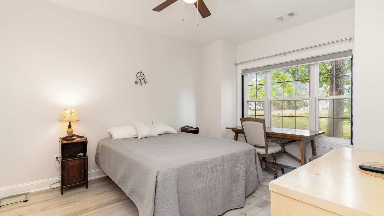 Photo of Bedroom in Longs