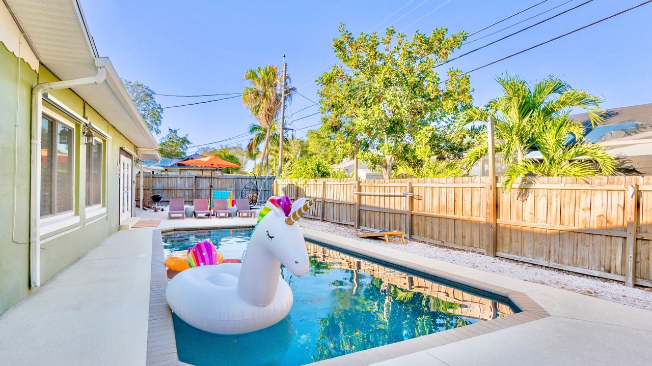 Photo of Outdoor in Harbor Hills