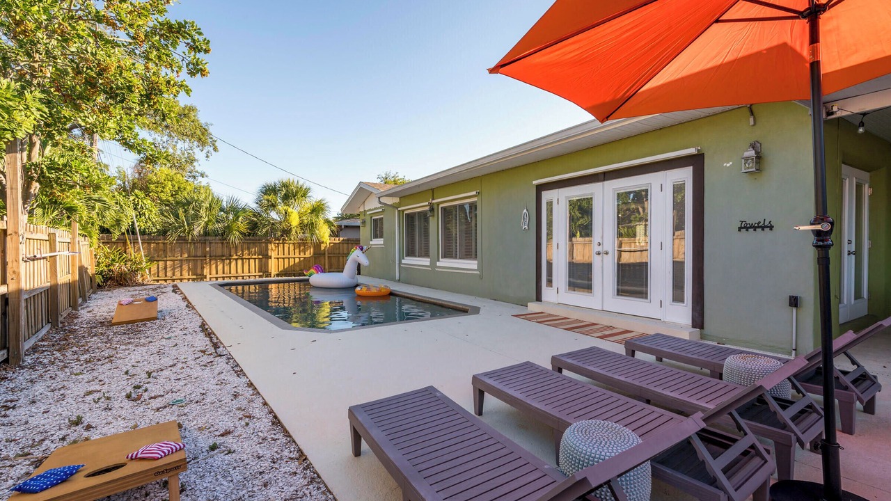 Photo of Outdoor in Harbor Hills