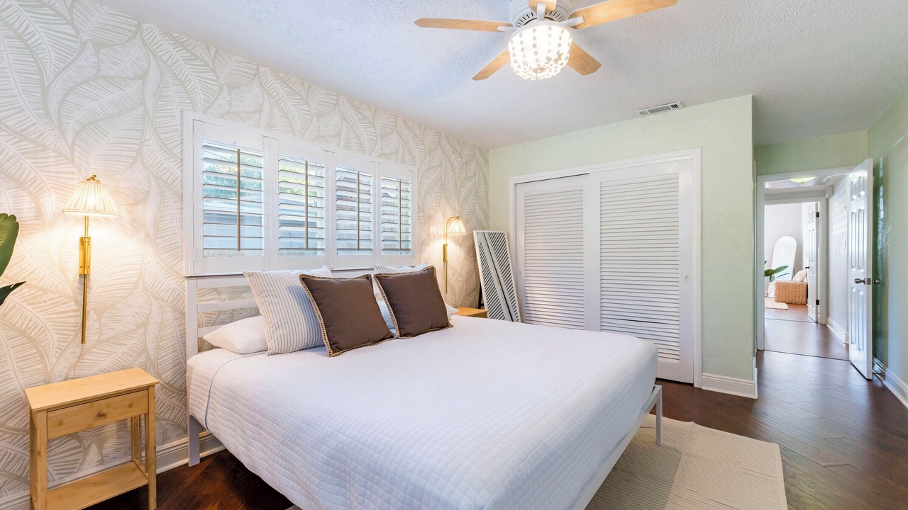 Photo of Bedroom in Harbor Hills