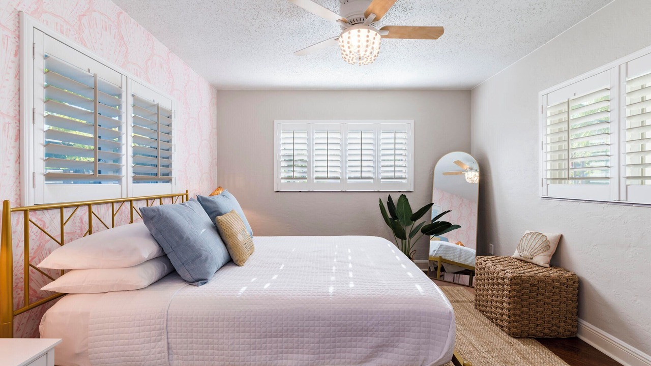 Photo of Bedroom in Harbor Hills