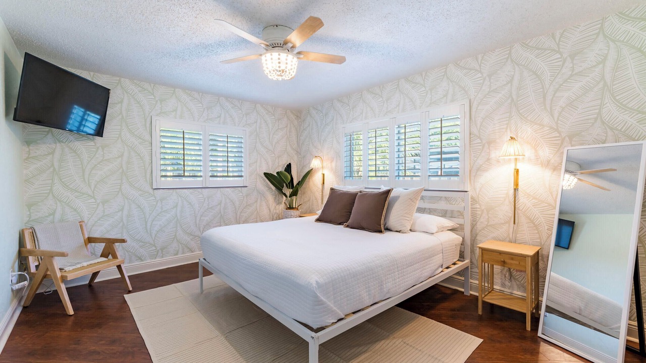 Photo of Bedroom in Harbor Hills