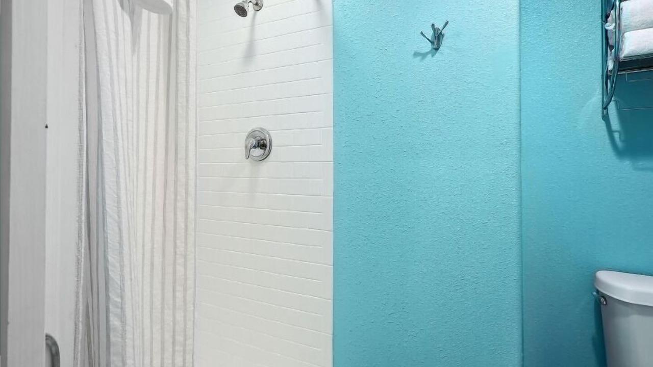Photo of Bathroom in El Lago