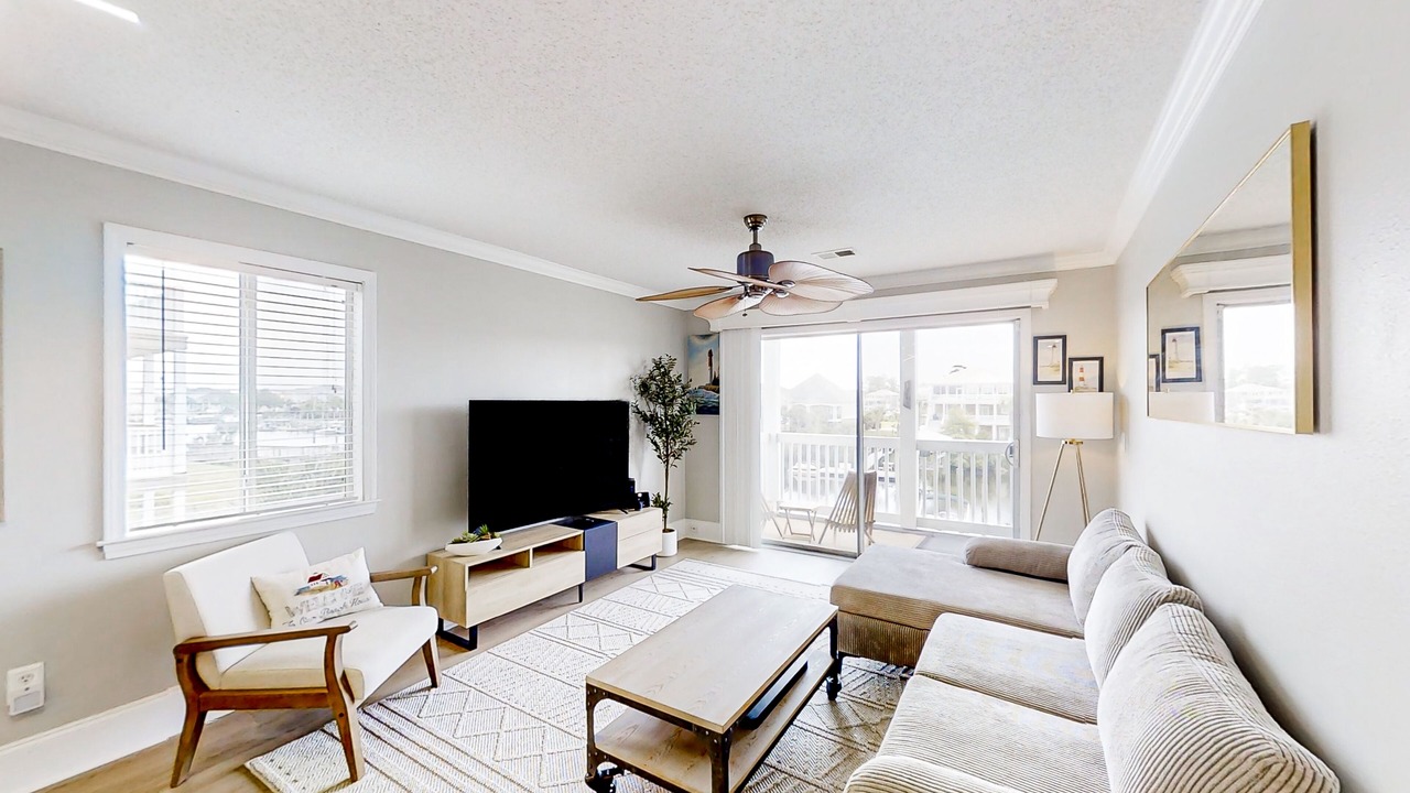 Photo of Livingroom in Carolina Yacht Landing