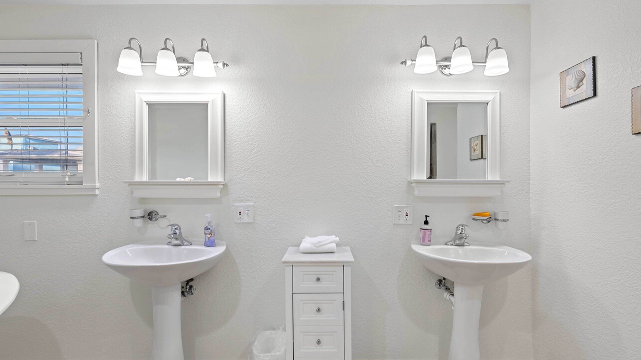 Photo of Bathroom in Sunset Beach