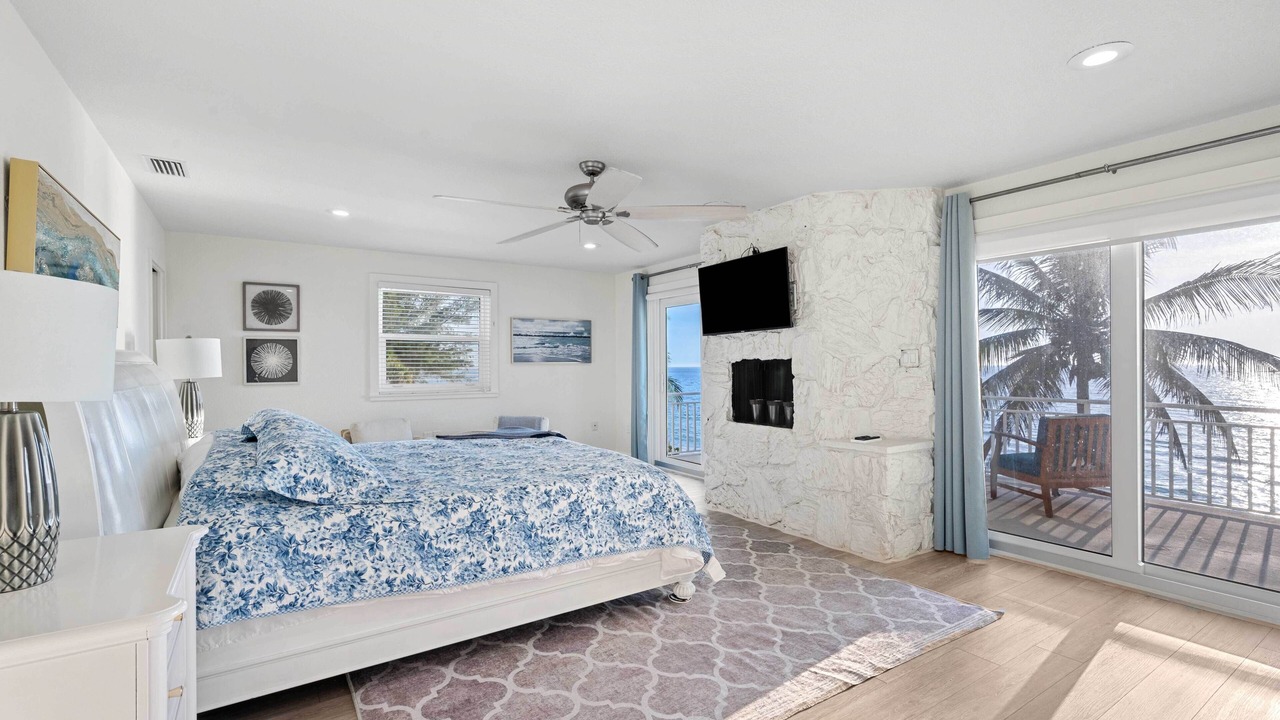 Photo of Bedroom in Sunset Beach