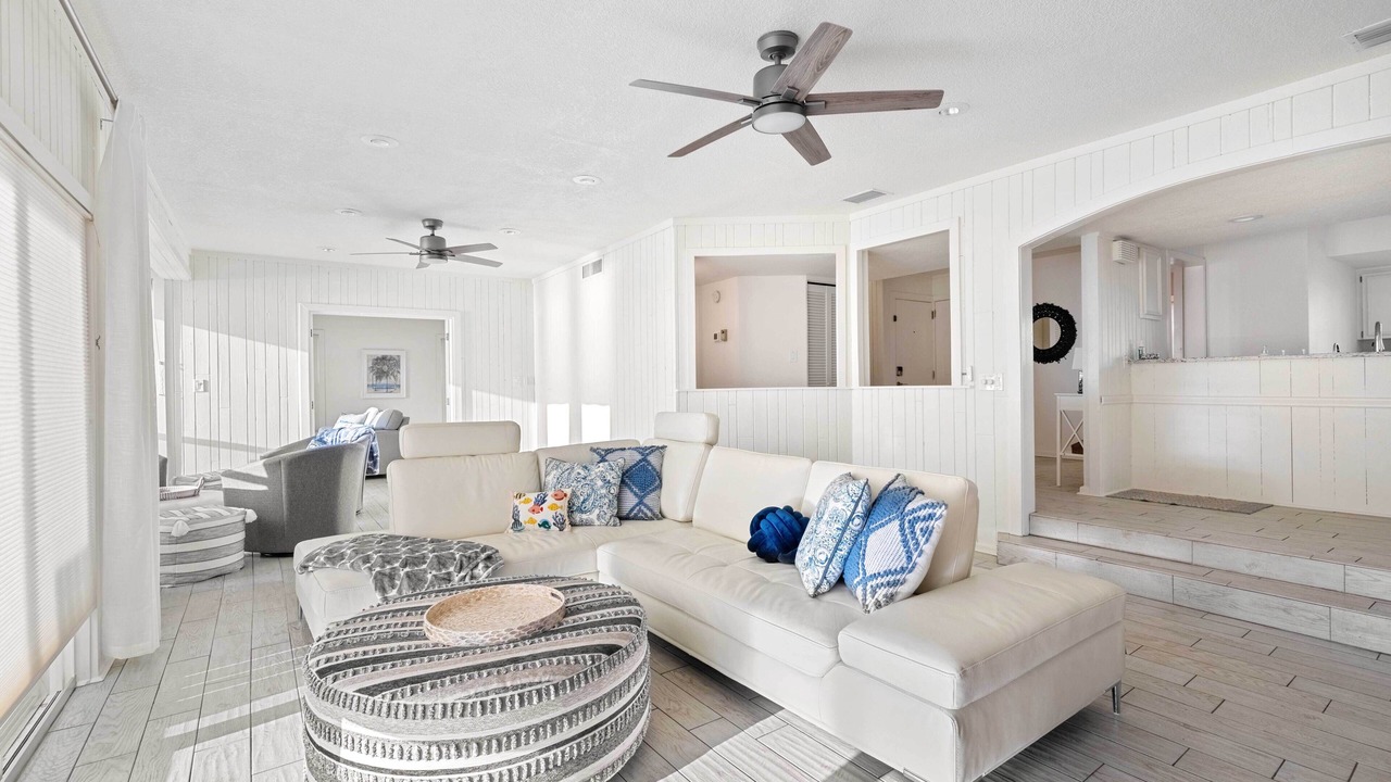Photo of Livingroom in Sunset Beach